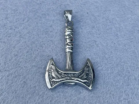 Кулон Сокира