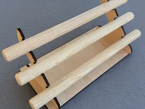 Дерев'яна підставка для кілець