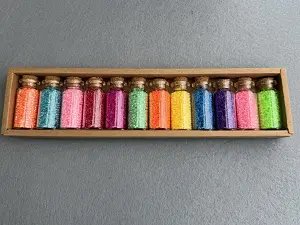 Набір бісеру в пляшечках - 12 кольорів