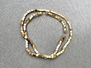 Гематит Кубик-3мм