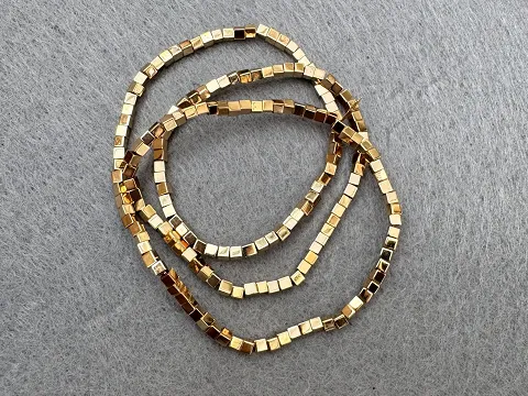 Гематит Кубик - 2мм