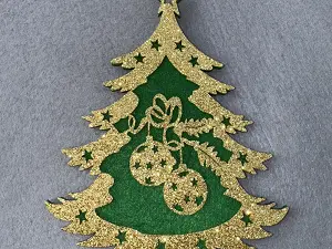 Аплікація з фетру та фому <Ялинка>
