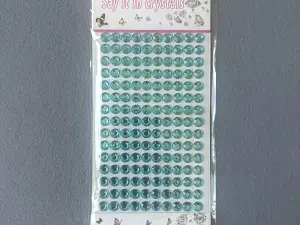 Стрази на клейовій основі