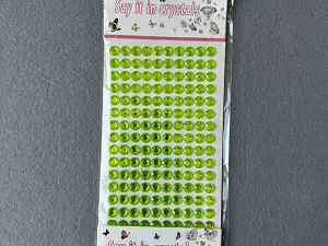 Стрази на клейовій основі