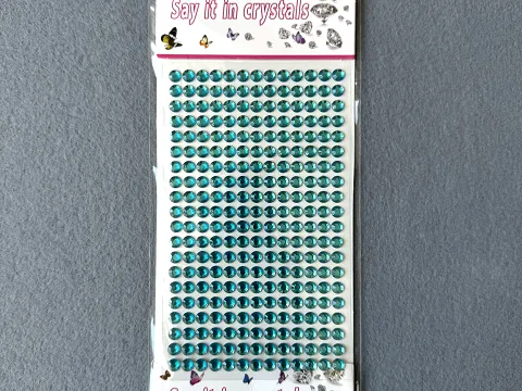 Стрази на клейовій основі