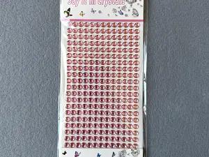 Стрази на клейовій основі