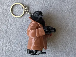 Брелок Голубь с фотоаппаратом напечатан на 3Д принтере.