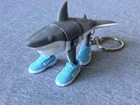 Брелок Акула в кедах надрукований на 3Д принтері