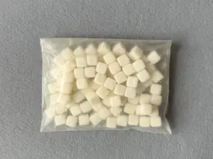 Намистини пластикові - Куб - 13мм