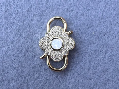 Карабін подвійний з опалом та цирконієм