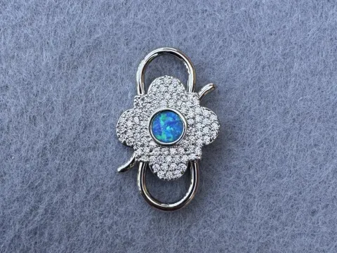 Карабін подвійний з опалом та цирконієм