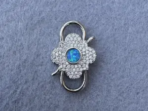 Карабін подвійний з опалом та цирконієм