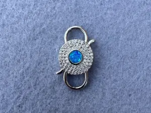 Карабін подвійний з опалом та цирконієм