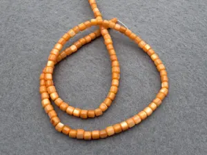 Перламутр кольоровий - 3*4 мм