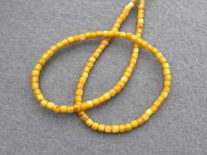 Перламутр кольоровий - 3*4 мм