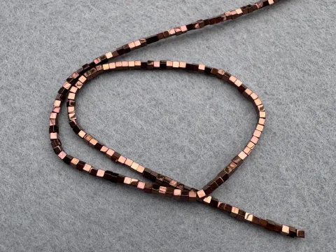 Гематит Кубик - 2мм