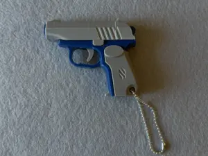 Брелок Пістолет надрукований на 3Д принтері