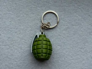 Брелок Гранату надруковано на 3Д принтері.