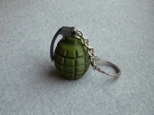 Брелок Гранату надруковано на 3Д принтері.