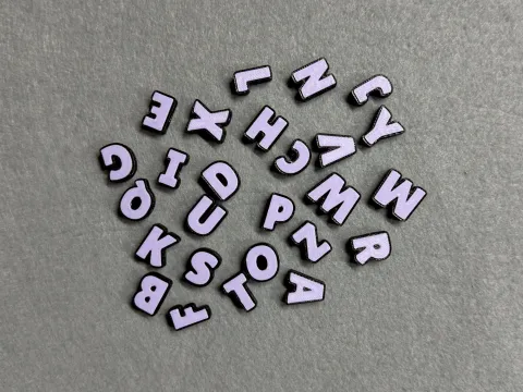 Намистини пластикові - Алфавіт - 15мм