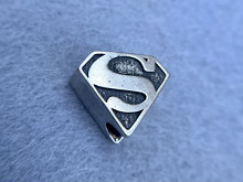 Бусина Супермен